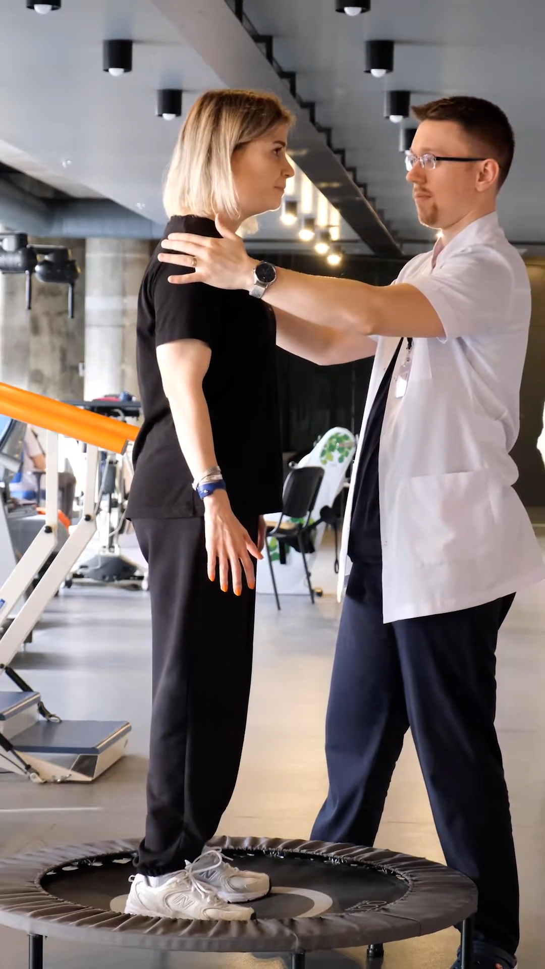 Parkinson ve Kalça Kırığı: Güvenli Yürüyüşe Dönüş Süreci