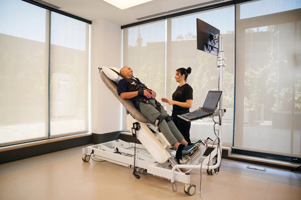 Système de mobilisation précoce et de verticalisation robotisée